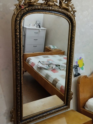 Antique embossed mirror like new