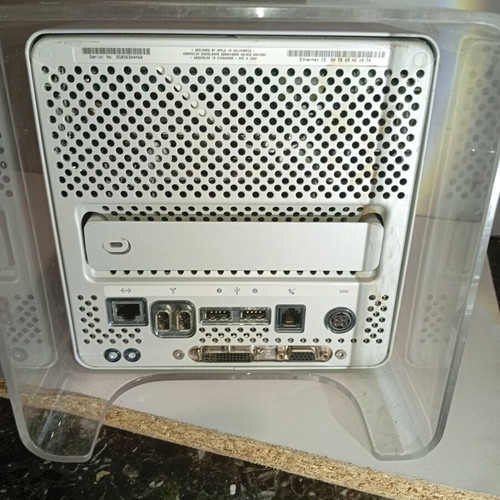 Apple computer 2000 used