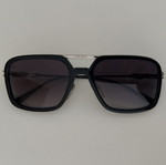 Prada sunglasses like new, black