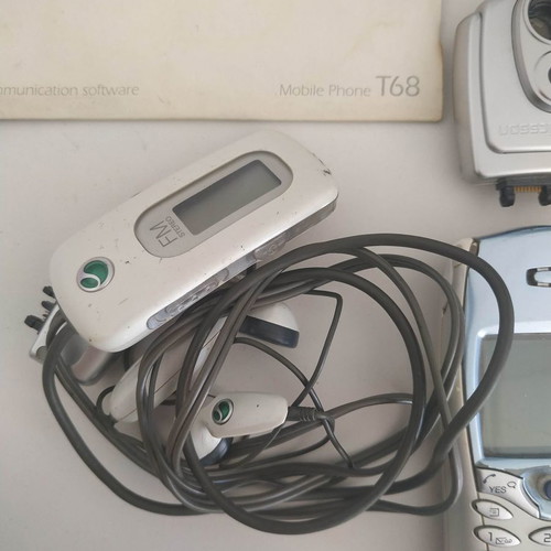 Sony Ericsson T68i mobile phone used