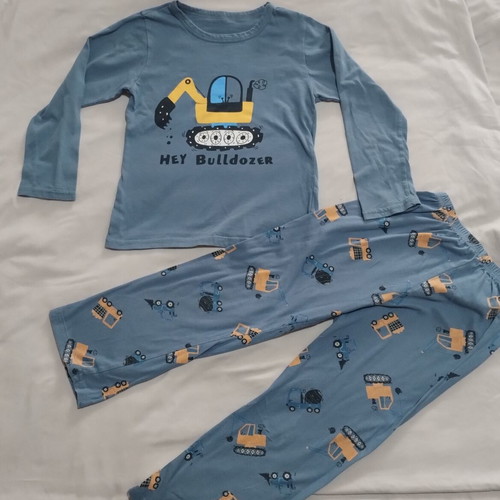 Pajama set size 7 years like new, blue