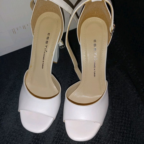 Sandals like new, size 36, 11 cm heel