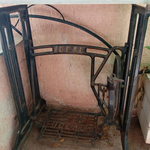 Ideal sewing machine stand with marble top like new