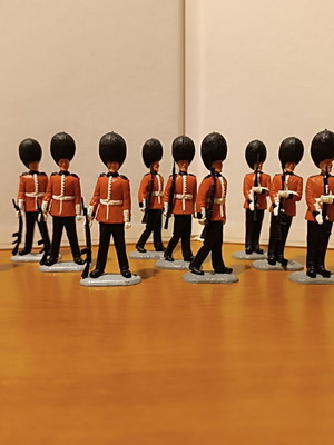 Timpo Toys British Guards figures, set of 11