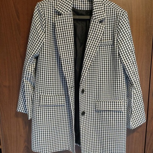 Women's checked black and white jacket M like new Nastygal