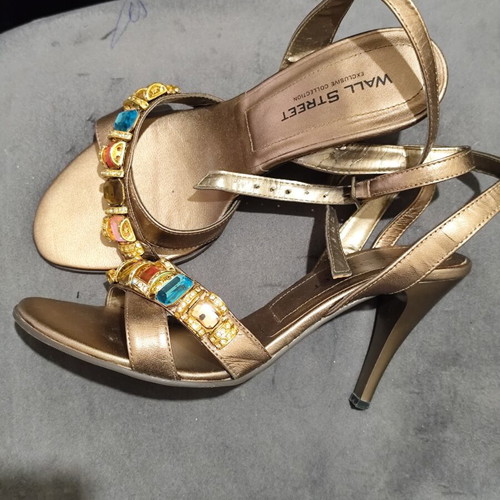 Sandals size 37 like new