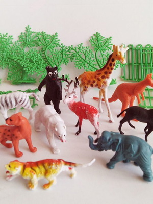 Wild animal figure set new, 1980, 10 animals with accessories