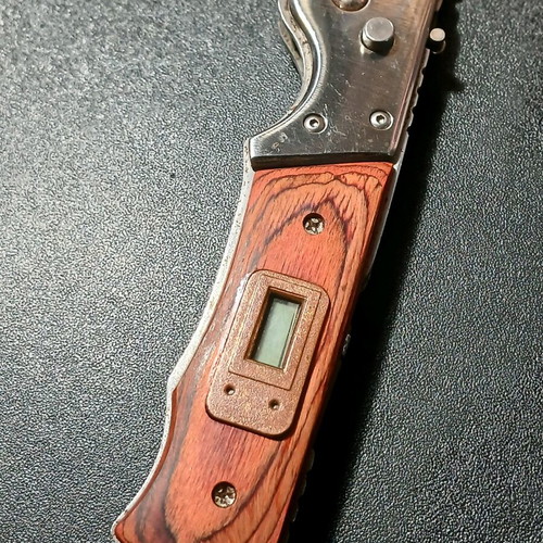 Folding Stiletto Knife used with wooden handle