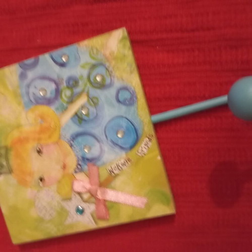 Children's hanger "welcome friends" like new