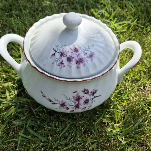 Porcelain soup tureen with lid and sauce boat new, 2.5L, Kitka factory