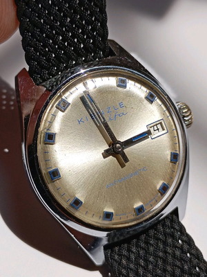 Kienzle Alpha men's manual winding watch used with date and blue details