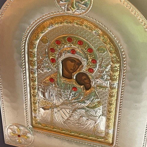 Silver icon Panagia Amolyntos new, silver and brown wood 31x37cm
