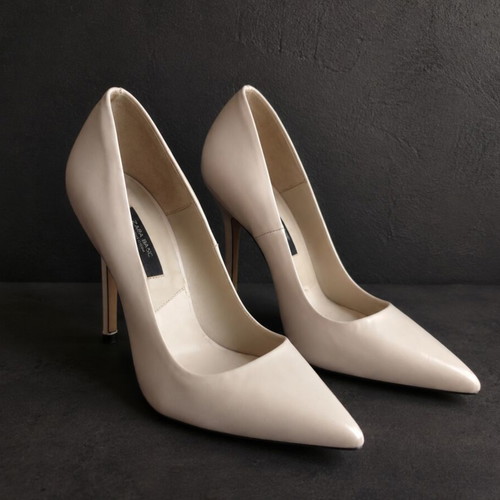 Zara Basic nude pumps size 39 used