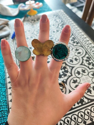 Faux rings used, pack of 21, multicolored