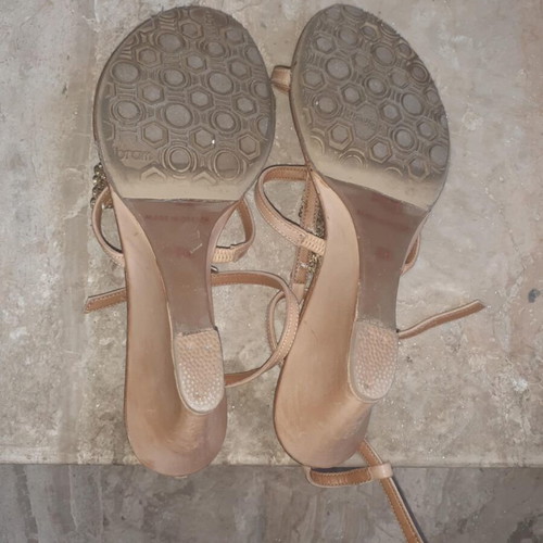 Leather sandals size 36 used without scratches