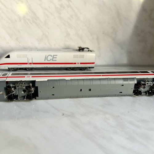 Marklin digital ICE HO train engine and one car used, for repair or parts