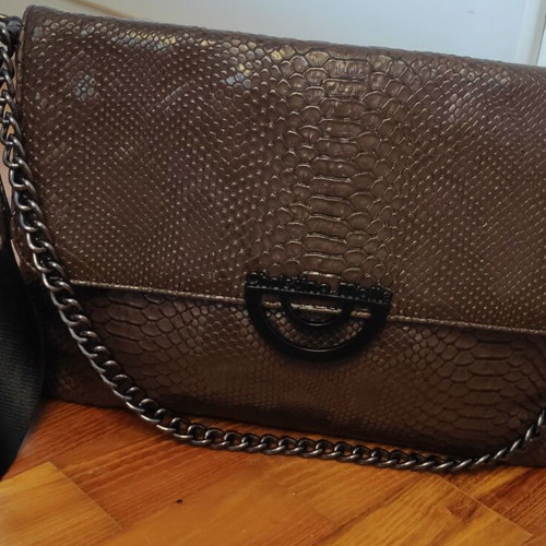 Christina Malle shoulder bag like new, embossed brown