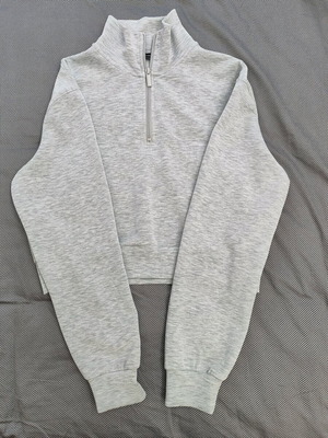 Stradivarius women's top like new, gray, size S