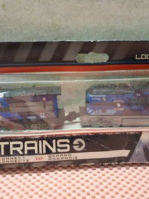 Power Trains Motorized Engine Special Ops Freight set like new