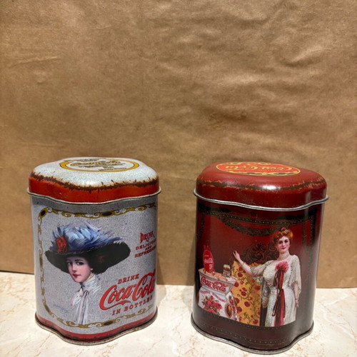 Coca Cola vintage aluminum cans like new