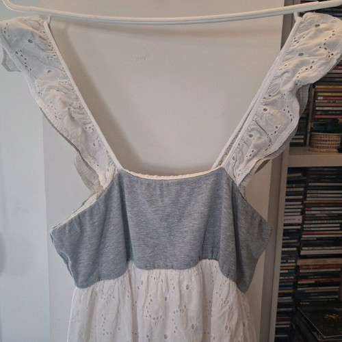 Romantic Helmi small dress used with guipure lace and embroidery