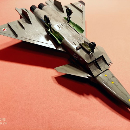 Plastic model 1/72 MIG 1.44 new, airbrushed paint