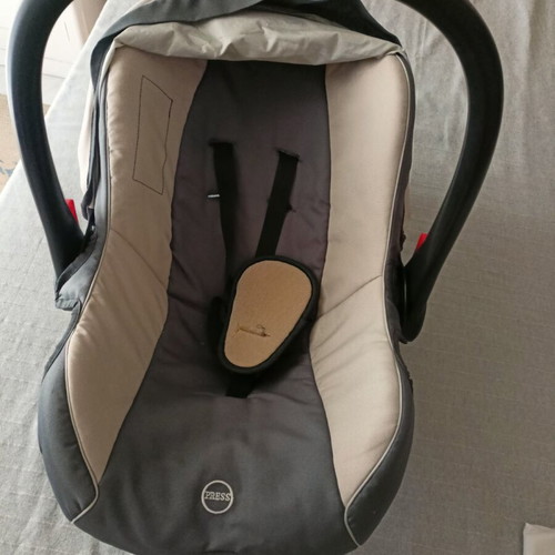 Bebe Stars Baby Car Seat like new, grey-beige