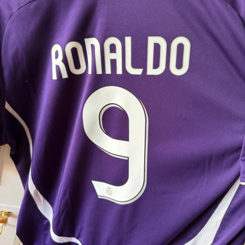 Ronaldo Real Madrid Jersey 2006-2007 like new XL