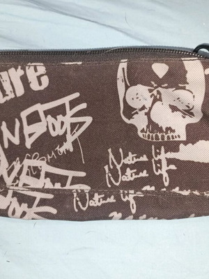 Jan Boots pencil case used with street-style design