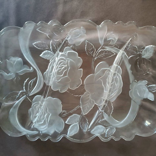 Vintage glass serving platter 3 sections like new