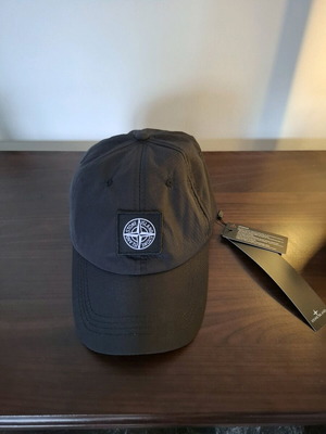 Καπέλο Stone Island μαύρο σαν καινούργιο