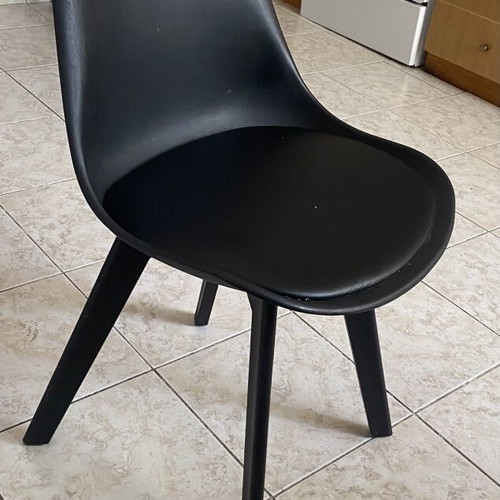 Chairs set of 4 black with leatherette seats like new