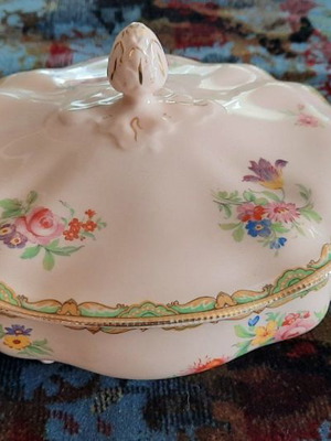 Vintaze σουπιεράκι Jonson Bros Αγγλίας καινούργιο, ρόζ με floral μοτίβο