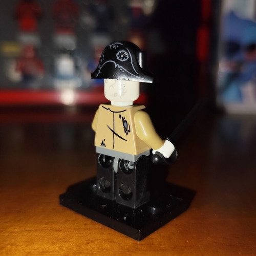 Lieutenant Lesaro figure like new with base and sword
