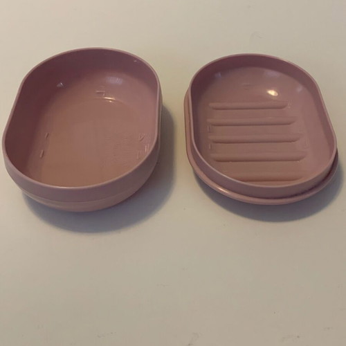 Plastic soap case used, pink