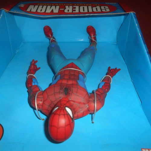 Spiderman figure 2004 Toy-Biz new