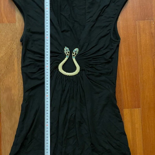 Sky jewel blouse large like new, black