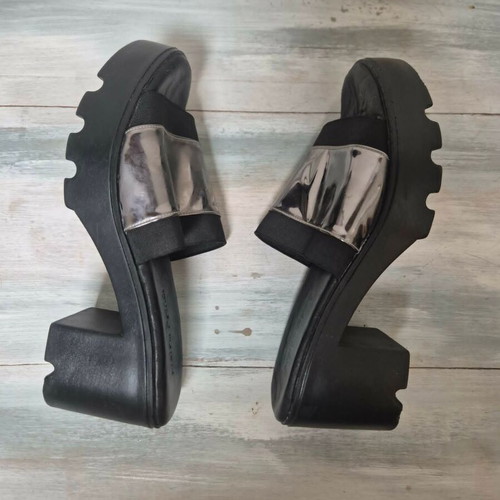 Fratelli Petridi mules size 39 like new, black and silver, 7 cm heel