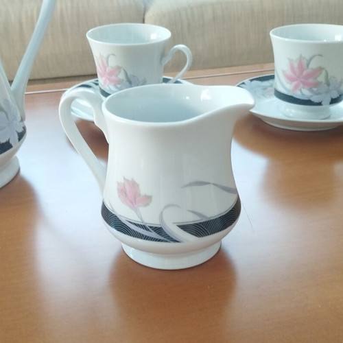 Vintage Fine China Tea Set 15 Pieces Mint Condition