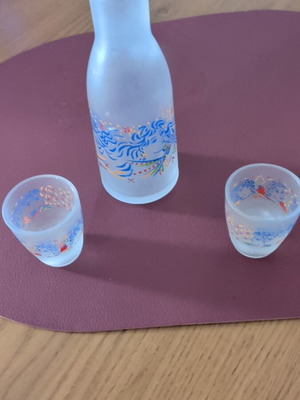 Glass carafe for tsipouro with two shot glasses, unused, Stathopoulos design