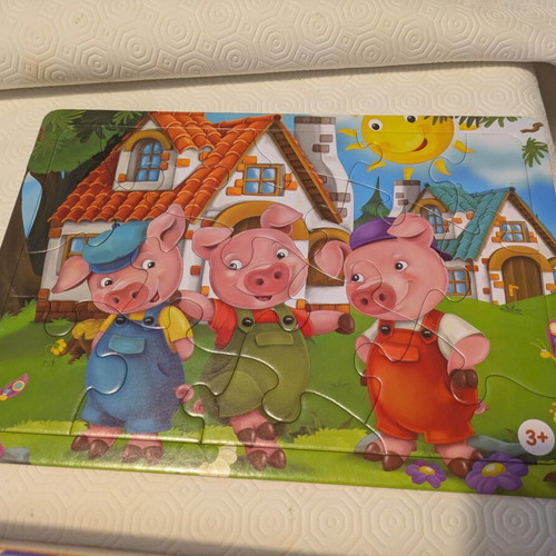 Puzzle and board game for toddlers used, Frozen and mermaid puzzles