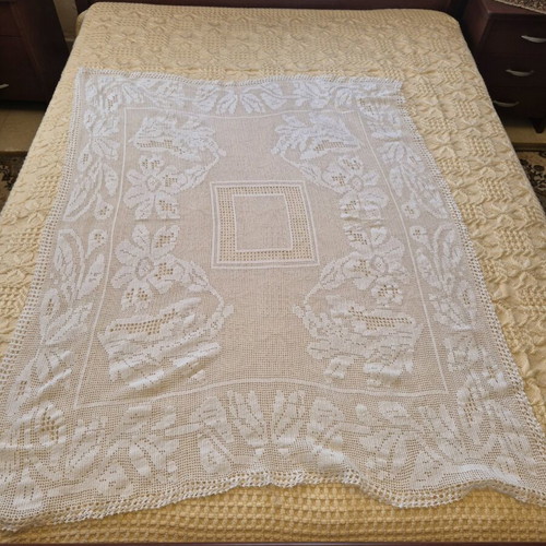 Handmade white rectangular tablecloth new 110x145