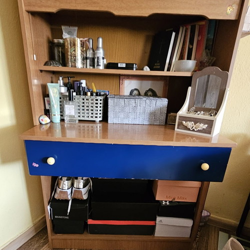 Complete children's bedroom furniture set used, blue and yellow tones