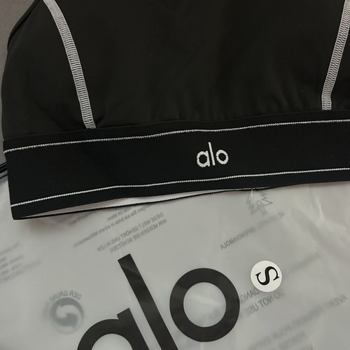 Alo Yoga set, black, size Small