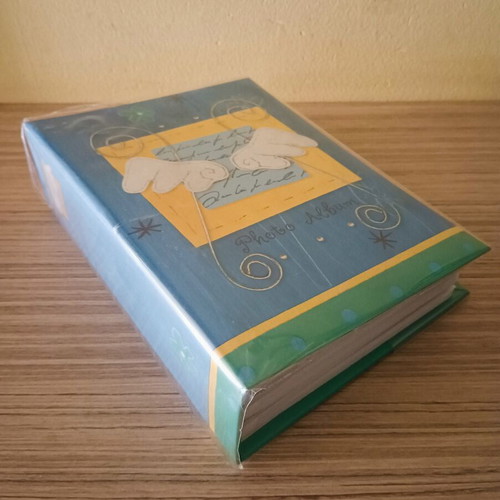 Photo album new, holds 120 photos, 13x16.5cm