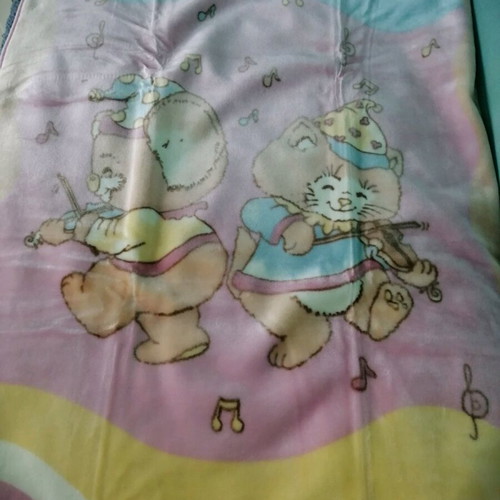 Velveteen baby crib blanket new, Palamaiki