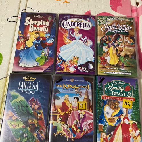 Disney fairy tale videocassettes used, dubbed