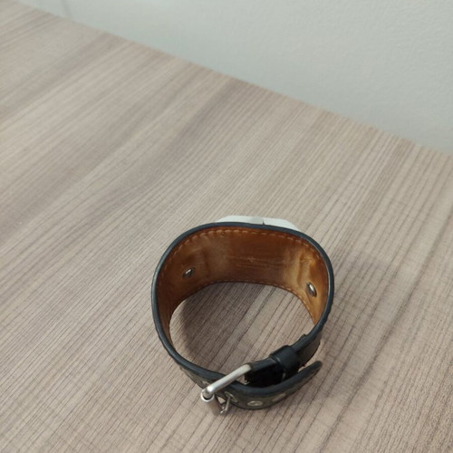 Guess I65186G1 watch with stainless steel and leather strap, used