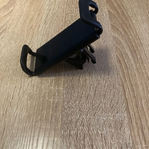 Car phone holder like new, up to 4.7 inches