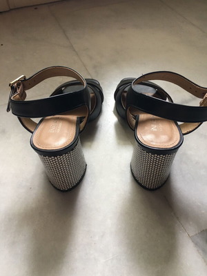 Indiana leather sandals size 36, heel 7 cm, like new